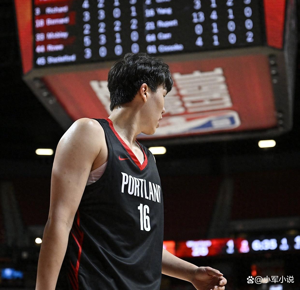 加时末段菲尼克斯太阳状态回暖：法国杯节点到来，球迷炸锅，轮换策略成焦点的简单介绍